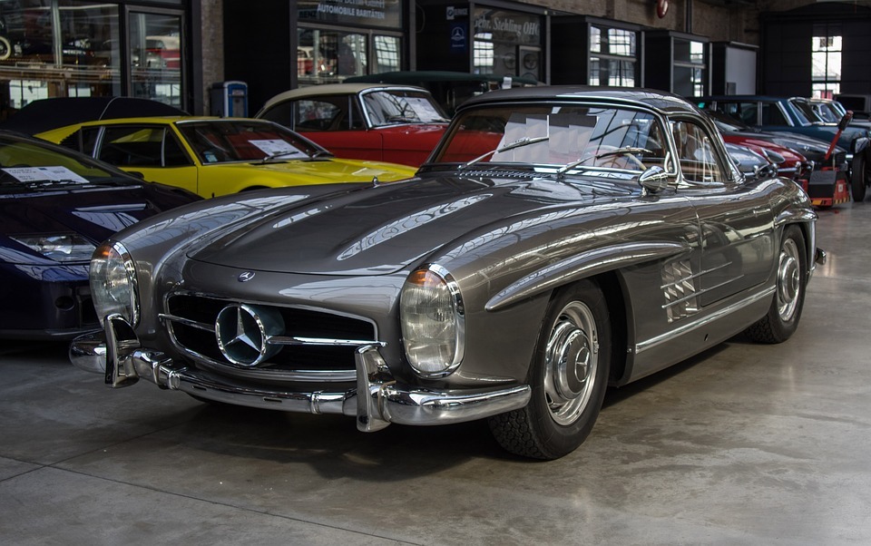 Mercedes-Benz 300SL in dark gray