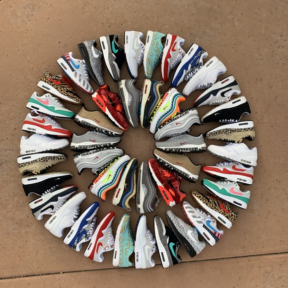 circle sneakers-jpeg
