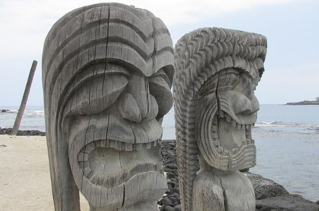 Pu'uhonua o Honaunau Historical Park